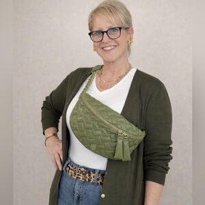 Kurt Geiger London Kensington Quilted Olive Leather Belt Bag (large size) EUC